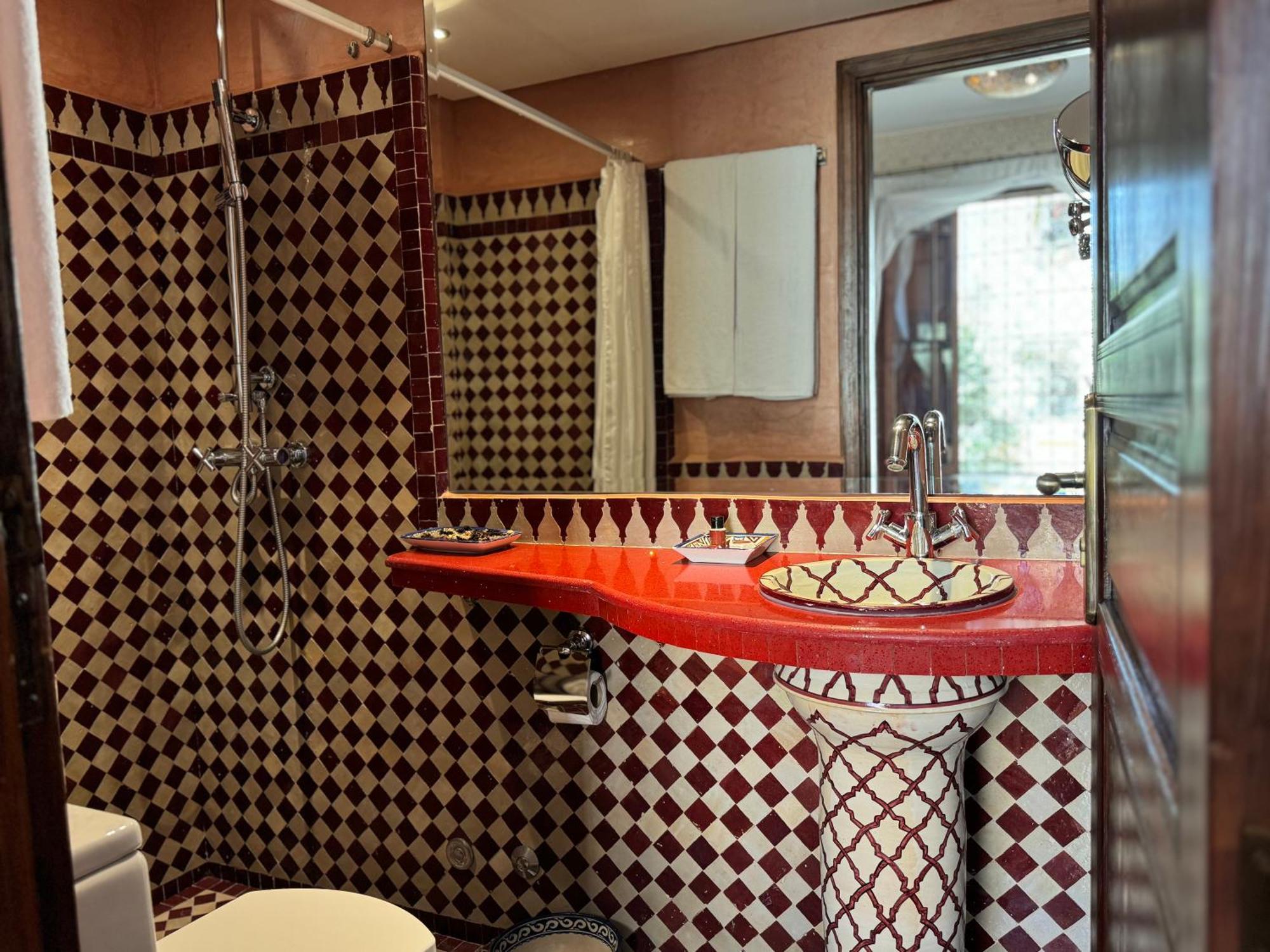 Riad Mazar Fes Luaran gambar